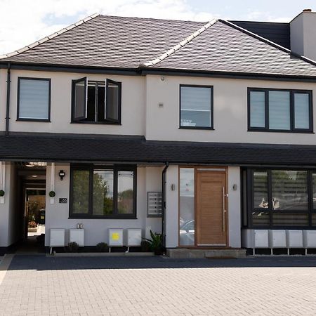 Walnut Flats-F4, 2-Bedroom With Ensuite - Parking, Netflix, Wifi - Close To Oxford, Bicester & Blenheim Palace Kidlington Exteriér fotografie