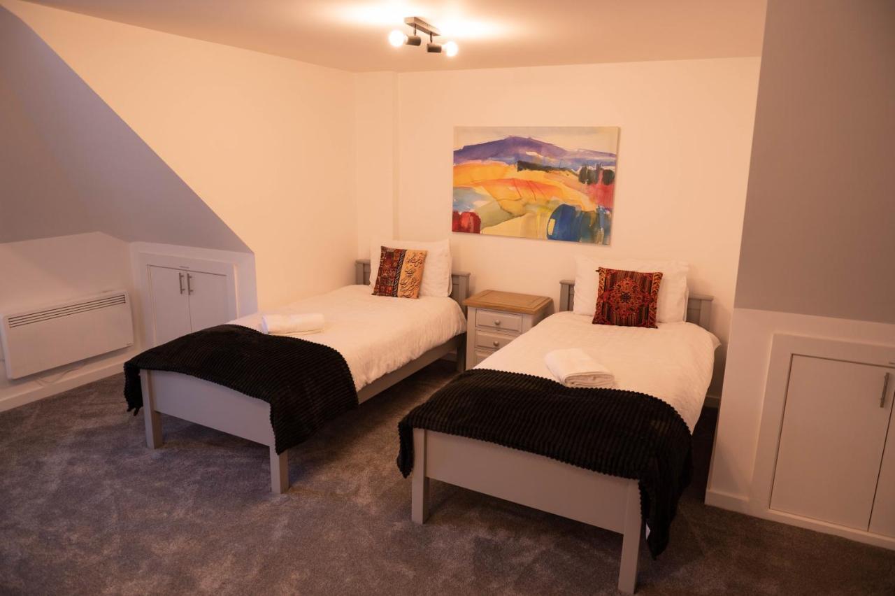 Walnut Flats-F4, 2-Bedroom With Ensuite - Parking, Netflix, Wifi - Close To Oxford, Bicester & Blenheim Palace Kidlington Exteriér fotografie