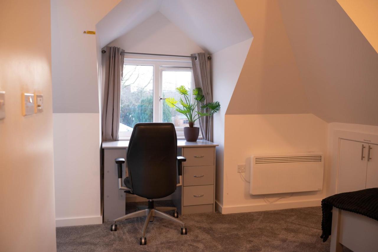 Walnut Flats-F4, 2-Bedroom With Ensuite - Parking, Netflix, Wifi - Close To Oxford, Bicester & Blenheim Palace Kidlington Exteriér fotografie