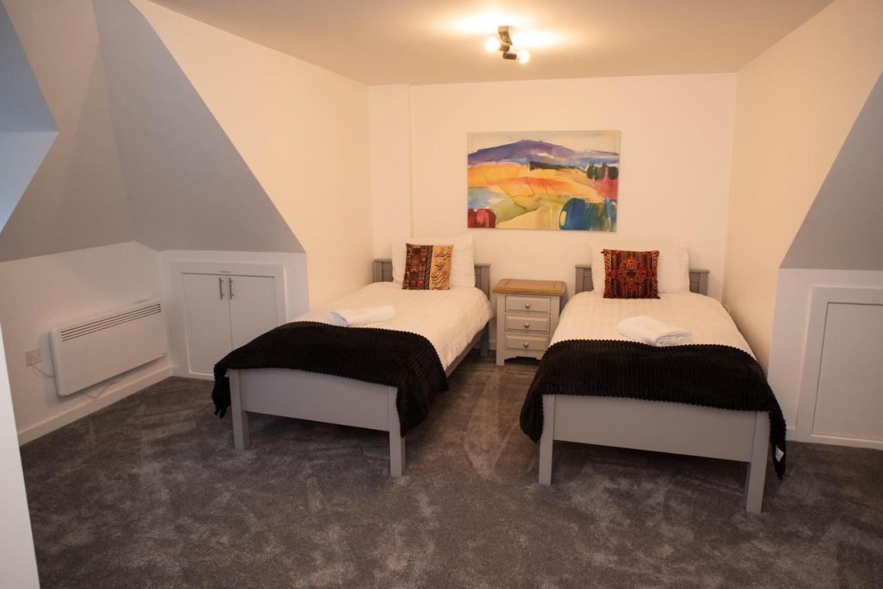Walnut Flats-F4, 2-Bedroom With Ensuite - Parking, Netflix, Wifi - Close To Oxford, Bicester & Blenheim Palace Kidlington Exteriér fotografie