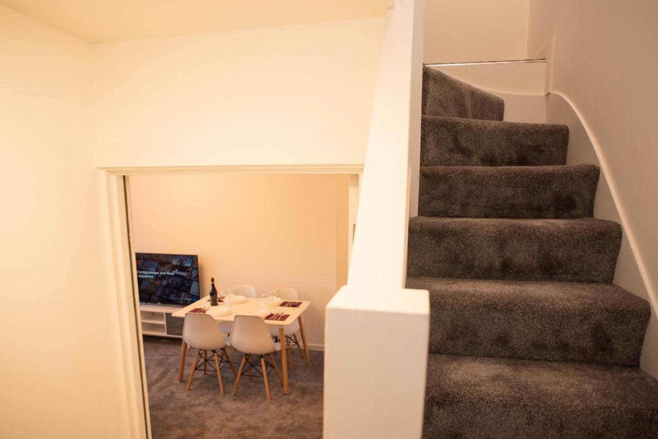 Walnut Flats-F4, 2-Bedroom With Ensuite - Parking, Netflix, Wifi - Close To Oxford, Bicester & Blenheim Palace Kidlington Exteriér fotografie
