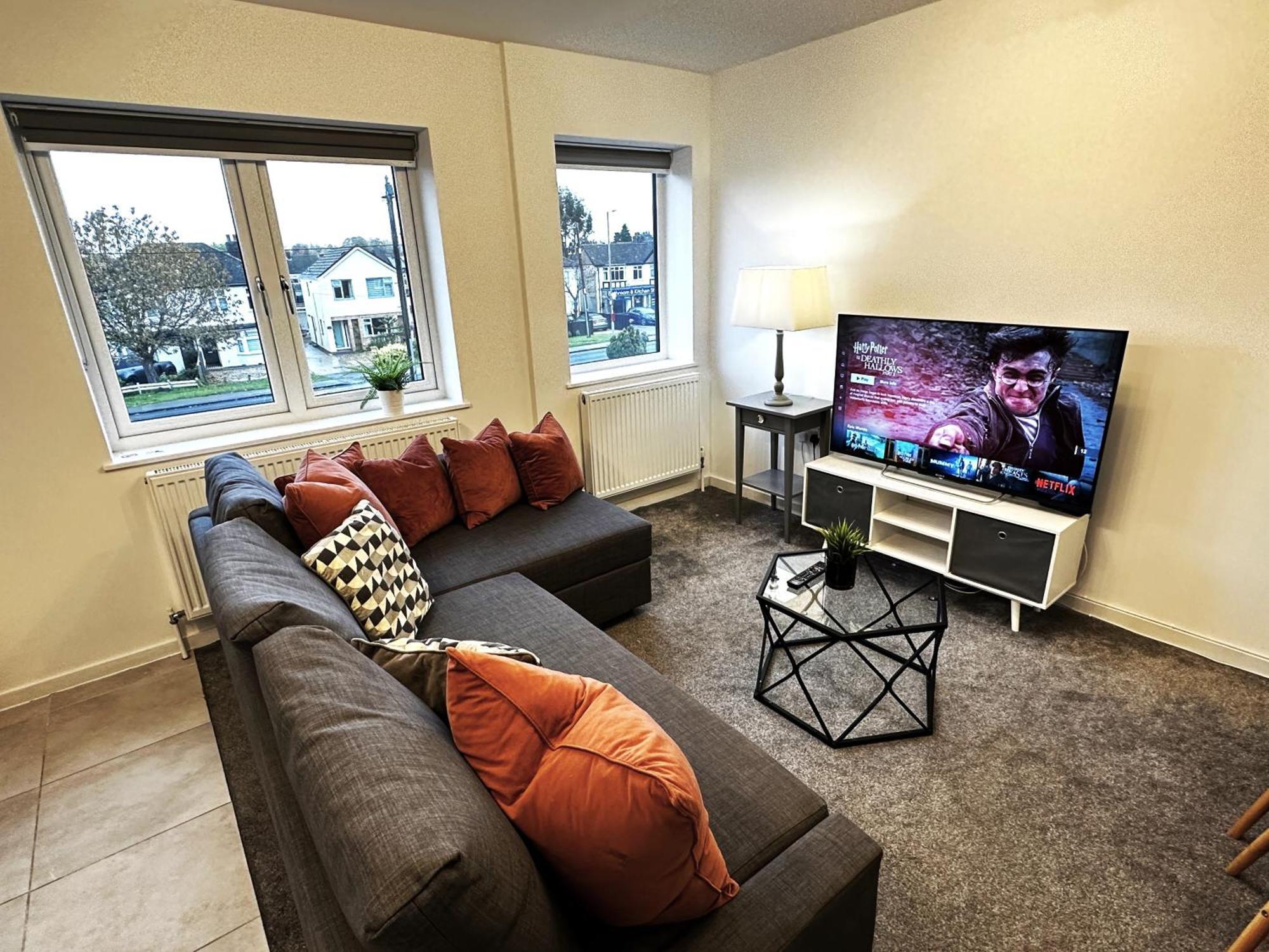 Walnut Flats-F4, 2-Bedroom With Ensuite - Parking, Netflix, Wifi - Close To Oxford, Bicester & Blenheim Palace Kidlington Exteriér fotografie